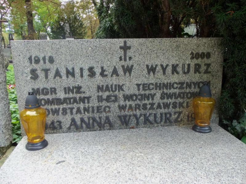 Zdjęcie grobu Anna Wykurz (2)