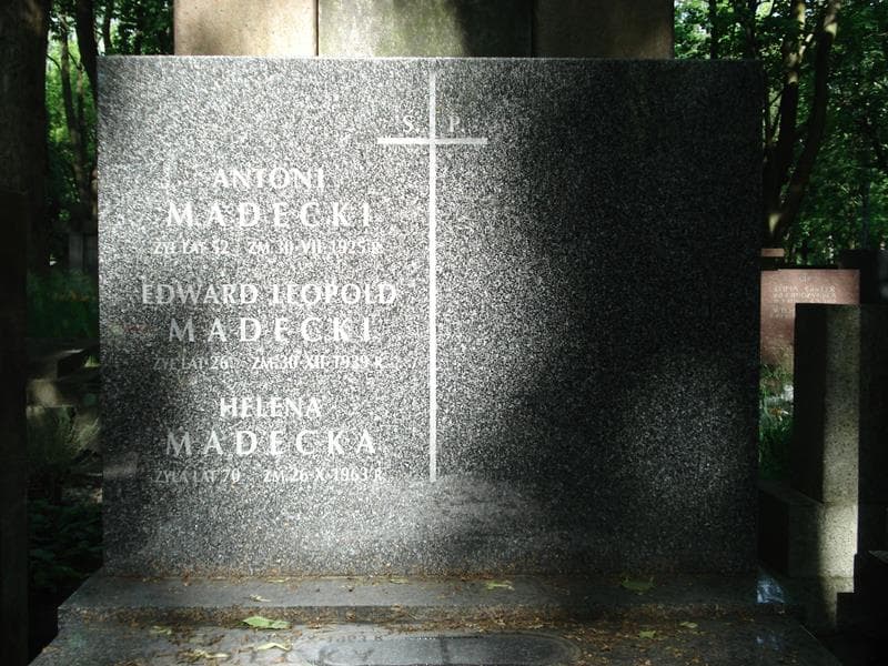 Zdjęcie grobu Edward Leopold Madecki (2)