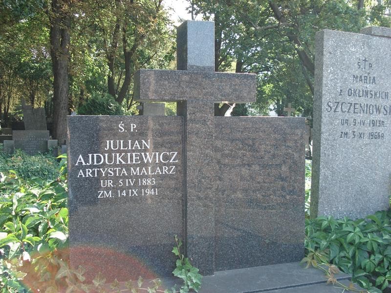 Zdjęcie grobu Julian Ajdukiewicz (2)