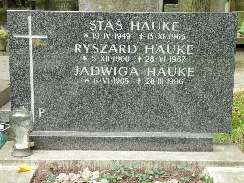 Zdjęcie grobu Staś Hauke (2)