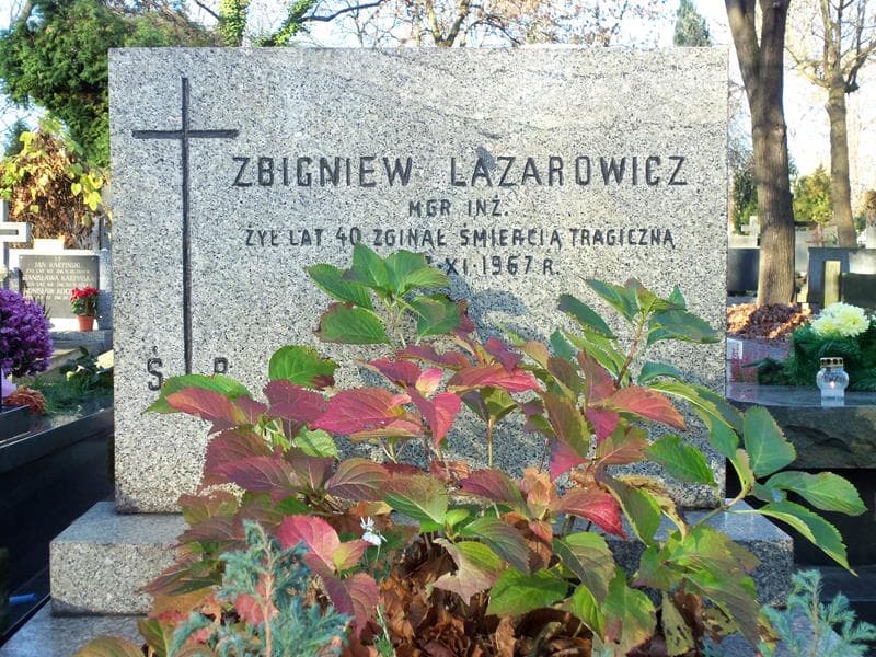 Zdjęcie grobu Zbigniew Lazarowicz (2)