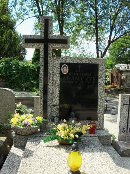 Zdjęcie grobu Bronisława Adamczyk (2)