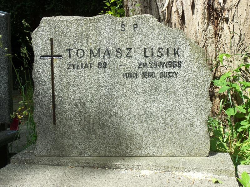 Zdjęcie grobu Tomasz Lisik (2)