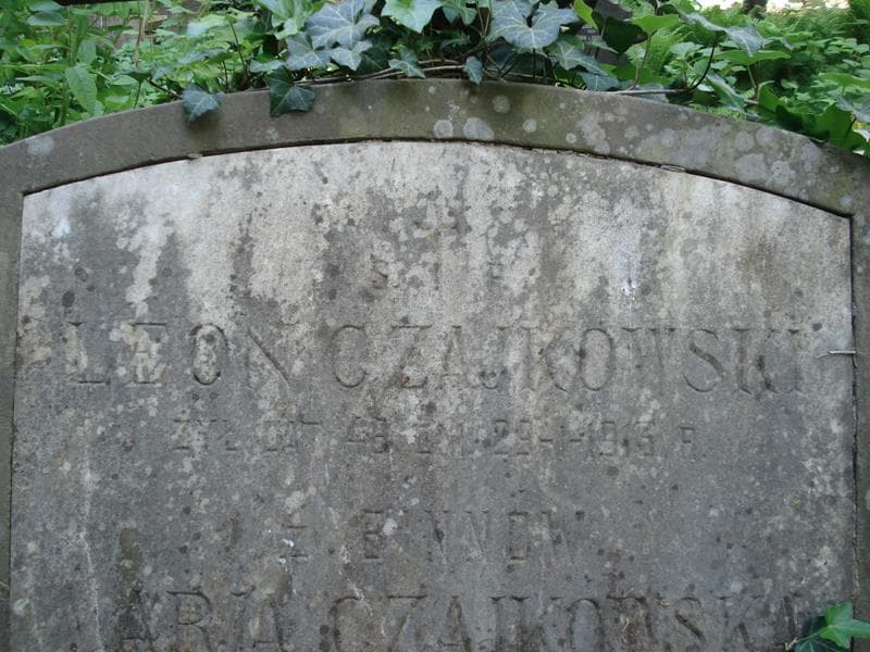 Zdjęcie grobu Leon Czajkowski (1)