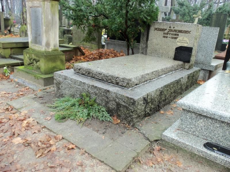 Zdjęcie grobu Józef Jaroszek (1)