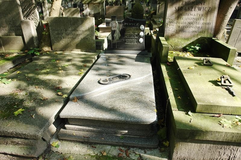 Zdjęcie grobu Włodzimierz Perycz (1)