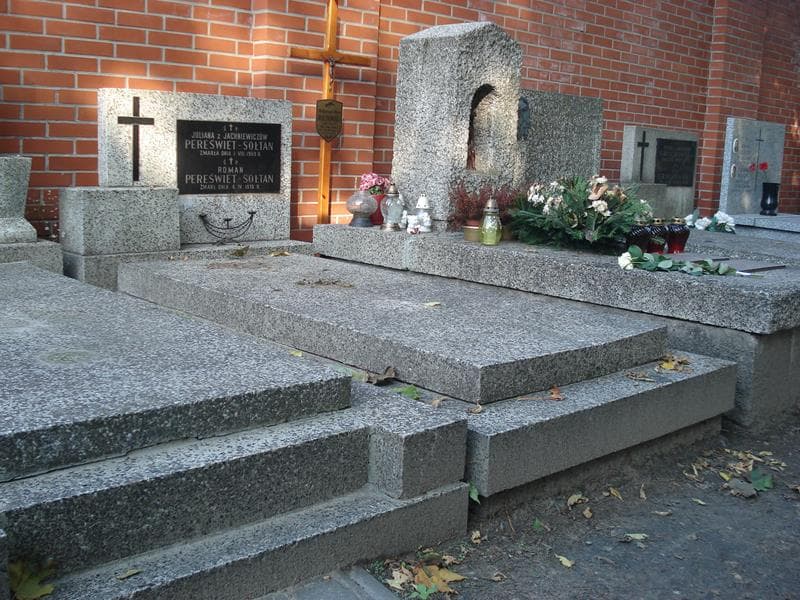 Zdjęcie grobu Roman Pereświet-Sołtan (1)