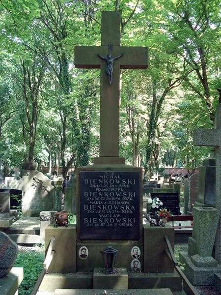 Zdjęcie grobu Michał Bieńkowski (1)
