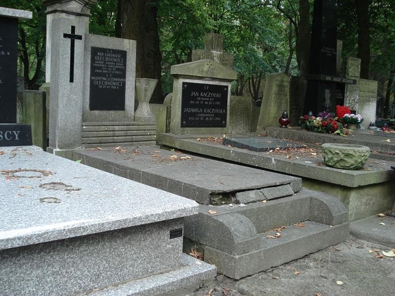 Zdjęcie grobu Walentyna Olechnowicz (1)