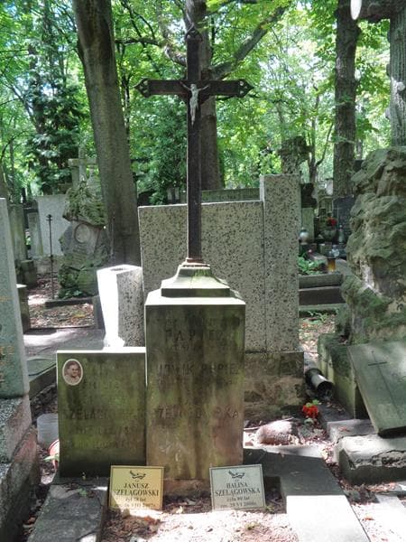 Zdjęcie grobu Basia Szelągowska (2)