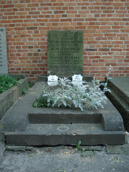 Zdjęcie grobu: Hildegard Andrews-Rusiecka