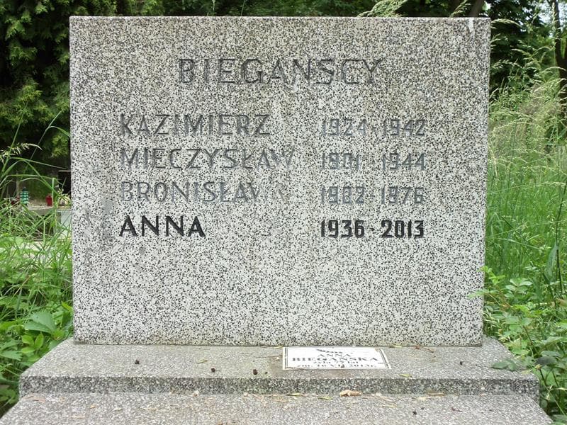 Zdjęcie grobu Anna Biegańska (2)