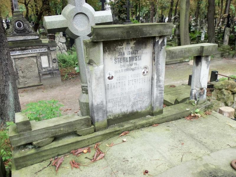 Zdjęcie grobu Józefa Urbanowska (2)