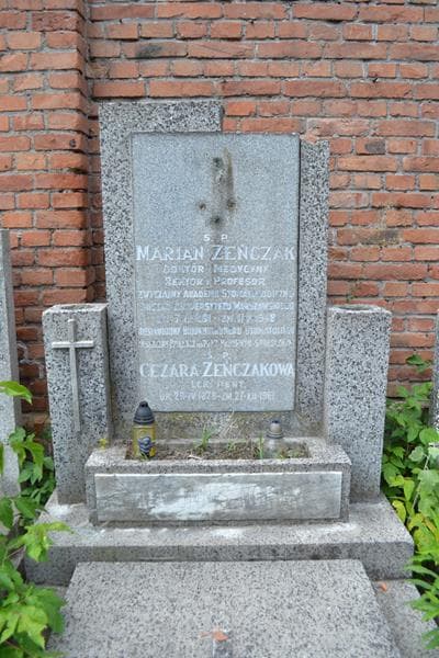 Zdjęcie grobu Cezara Zeńczykowa (2)