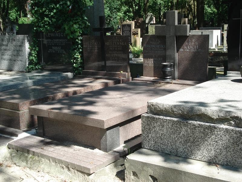 Zdjęcie grobu Adaś Kuch (1)