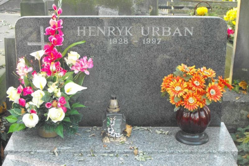Zdjęcie grobu Henryk Urban (2)