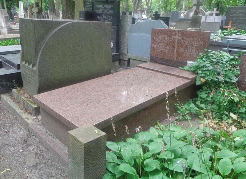 Zdjęcie grobu: Irena Obutelewicz