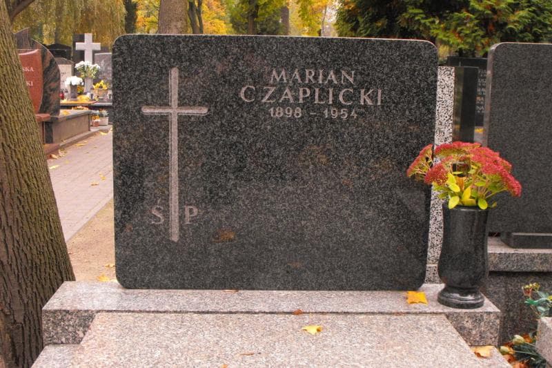 Zdjęcie grobu Marian Czaplicki (2)