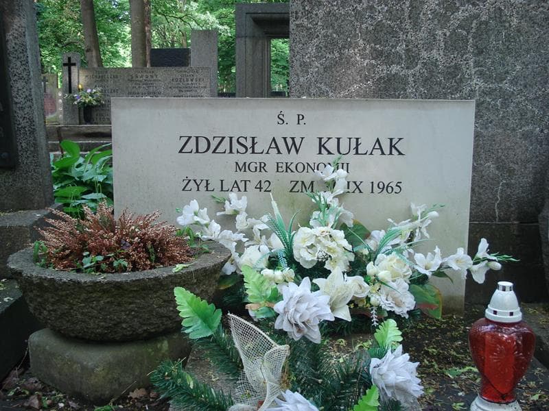 Zdjęcie grobu Zdzisław Kułak (1)