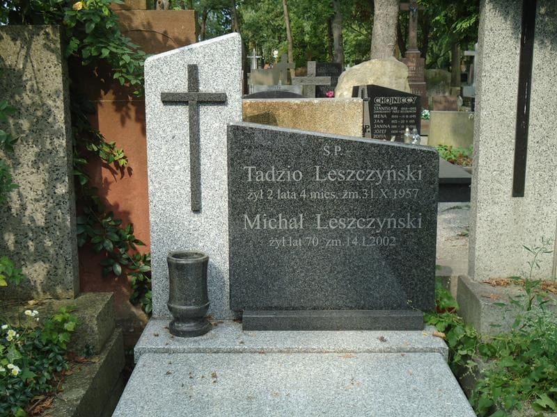 Zdjęcie grobu Tadzio Leszczyński (2)
