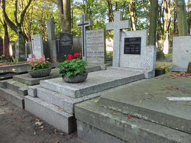 Zdjęcie grobu Marian Iwanowski (1)