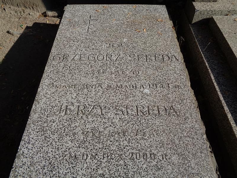 Zdjęcie grobu Grzegorz Sereda (2)