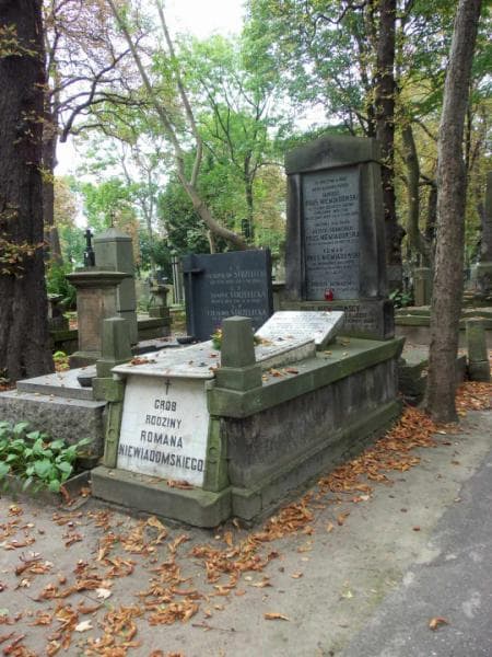 Zdjęcie grobu Zbyszek Niewiadomski (1)