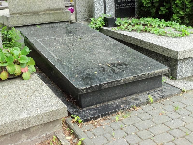 Zdjęcie grobu Adam Lenczowski (1)