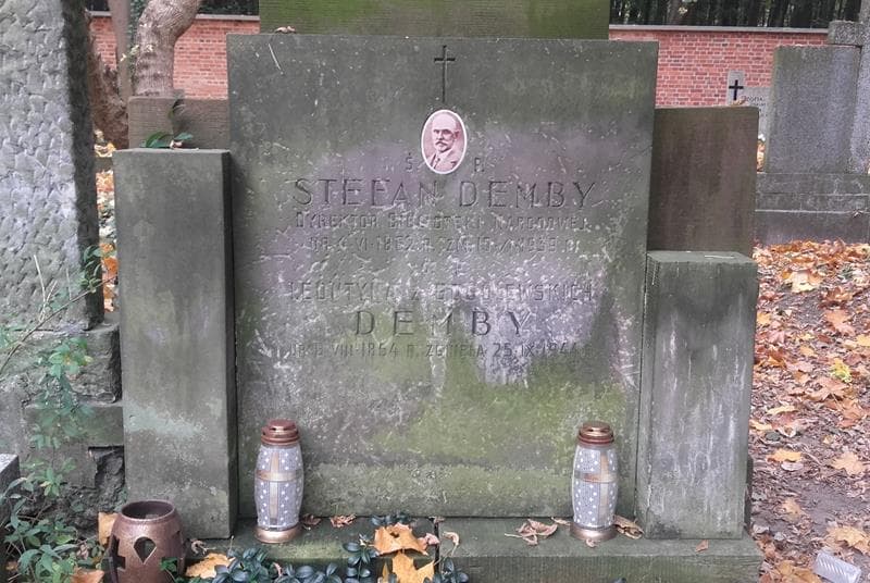 Zdjęcie grobu Leontyna Demby (2)