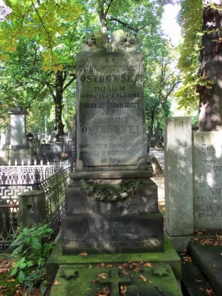 Zdjęcie grobu Marja Ostrowska (2)
