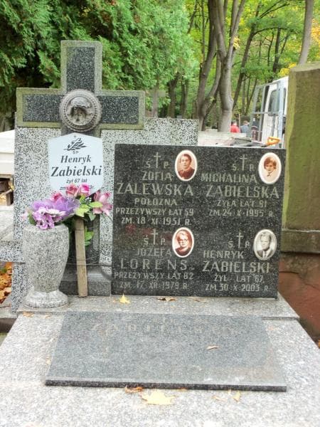Zdjęcie grobu Józefa Lorens (2)