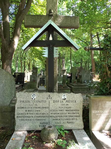 Zdjęcie grobu Joasia Krypajtis (2)