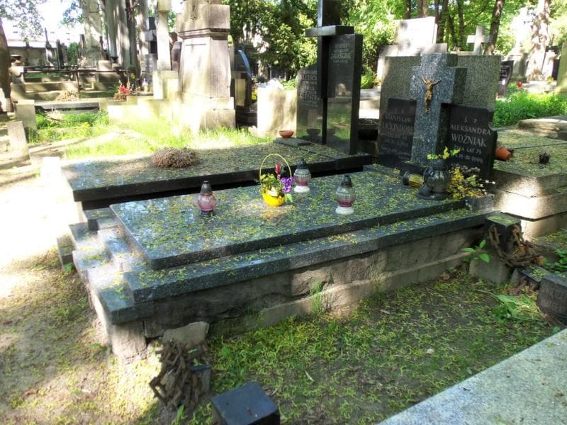 Zdjęcie grobu Aleksandra Woźniak (1)