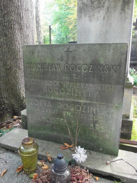 Zdjęcie grobu Franciszek Piekarski (2)