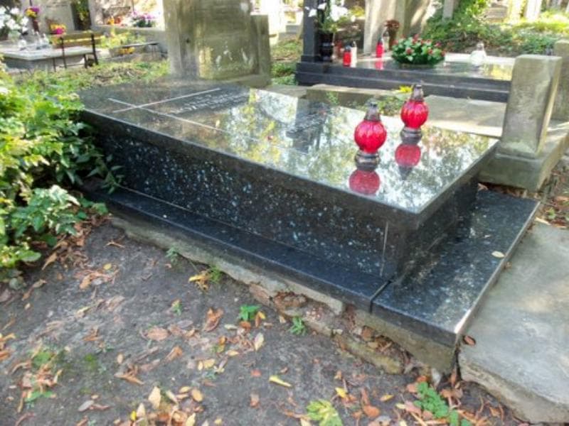 Zdjęcie grobu Jan Bielecki (1)
