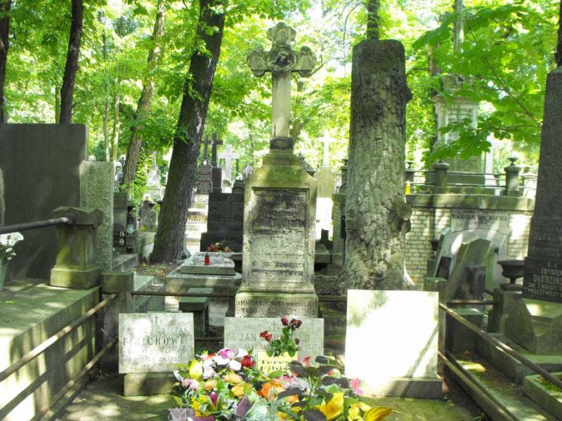 Zdjęcie grobu Mayja Bukowska (2)