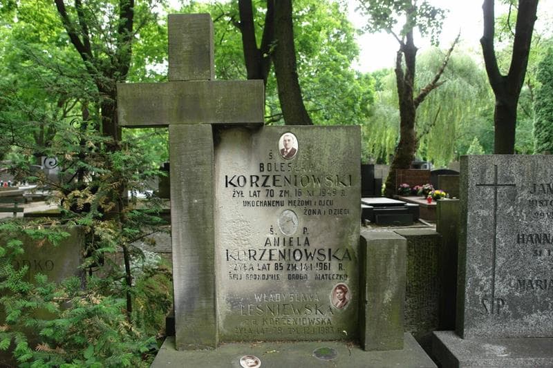 Zdjęcie grobu Władysława Leśniewska (2)