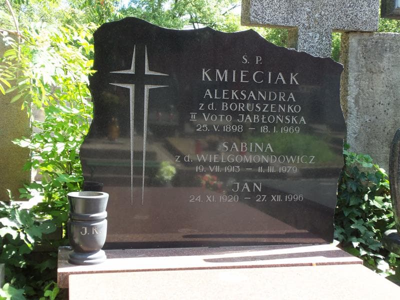 Zdjęcie grobu Aleksandra Jabłońska (2)