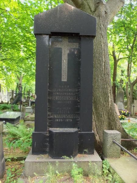 Zdjęcie grobu Józef Nowakowski (2)