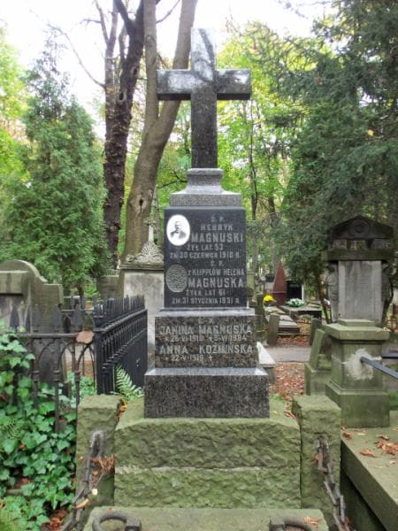 Zdjęcie grobu Janina Magnuska (2)