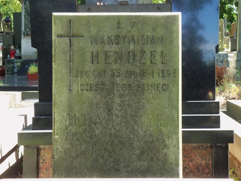 Zdjęcie grobu Czesława Hendzel (2)