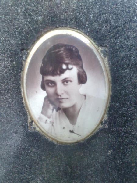 Zdjęcie grobu Helena Knichowiecka (2)