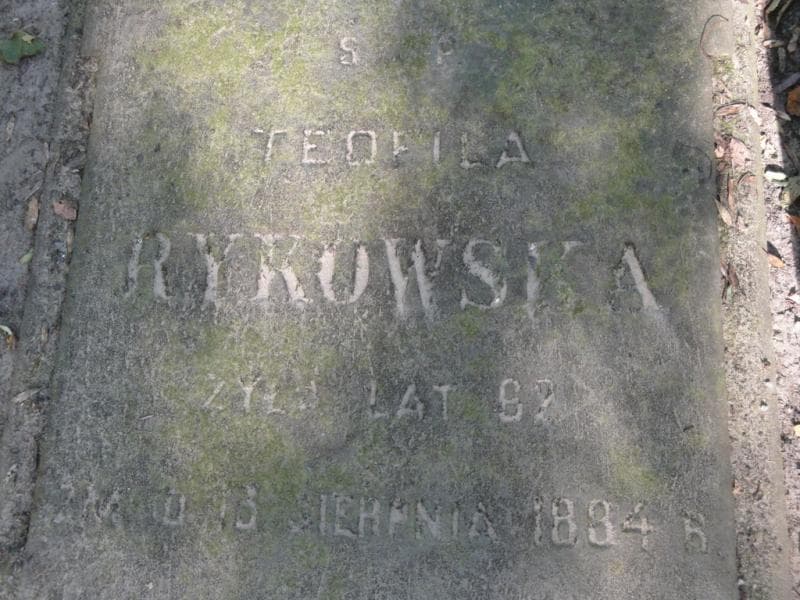 Zdjęcie grobu Teofila Rykowska (2)
