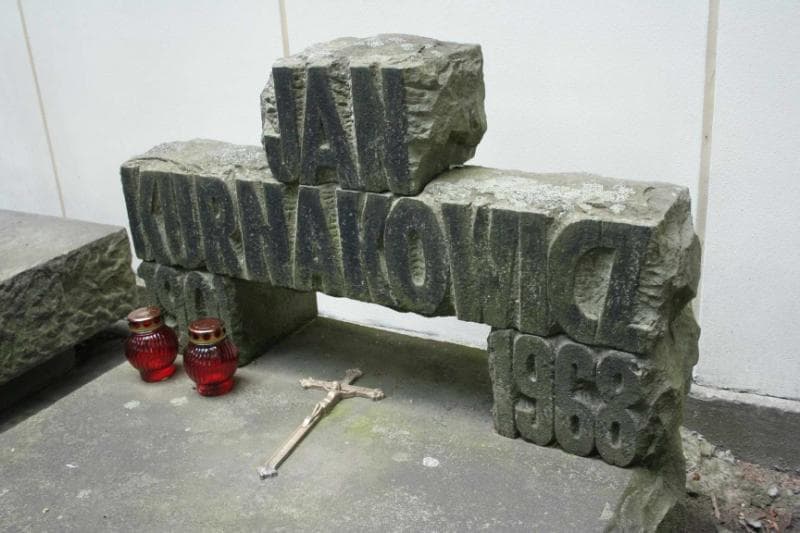 Zdjęcie grobu Jan Kurnakowicz (4)