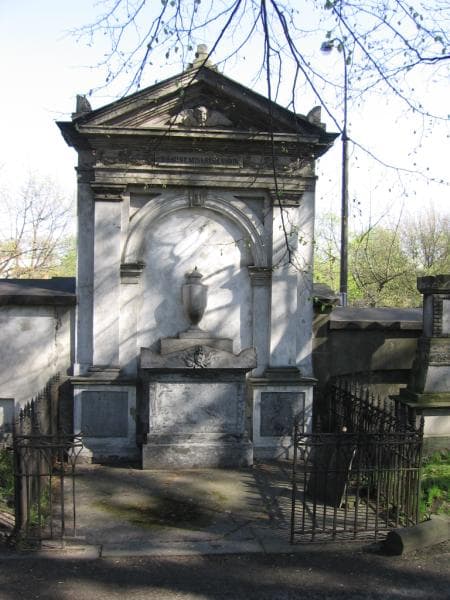 Zdjęcie grobu Zofia Obuch Woszczalyńska (2)