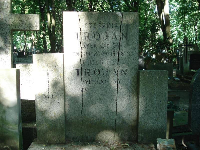 Zdjęcie grobu Stefania Trojan (1)