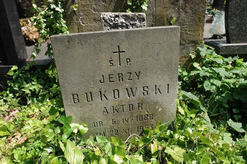 Zdjęcie grobu Jerzy Bukowski (2)