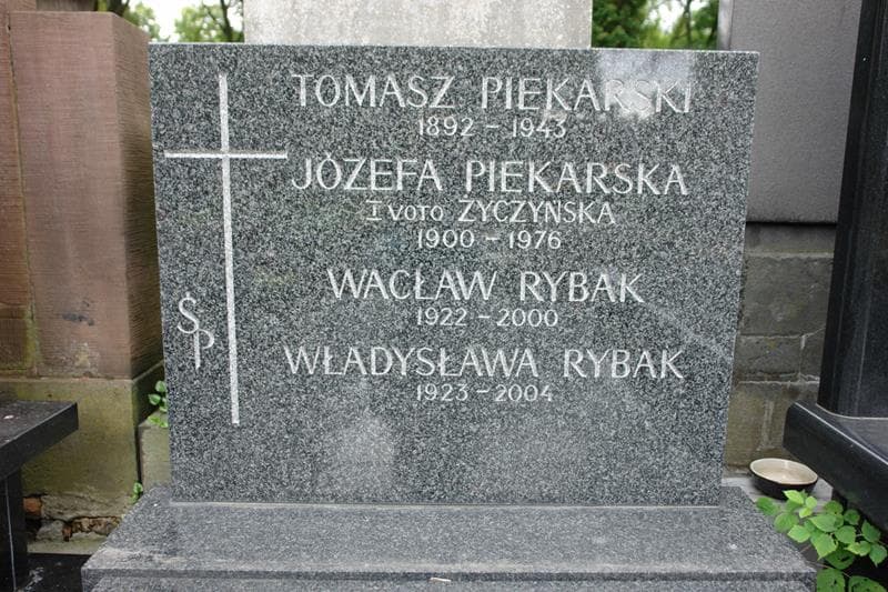 Zdjęcie grobu Józefa Piekarska (2)