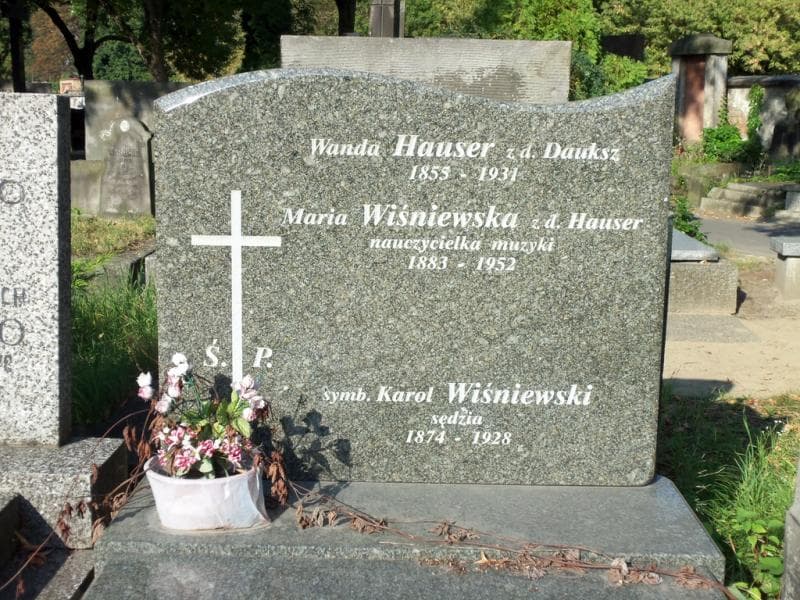 Zdjęcie grobu Wanda Hauser (2)