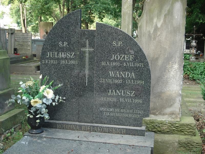 Zdjęcie grobu Józef Bielakowski (1)